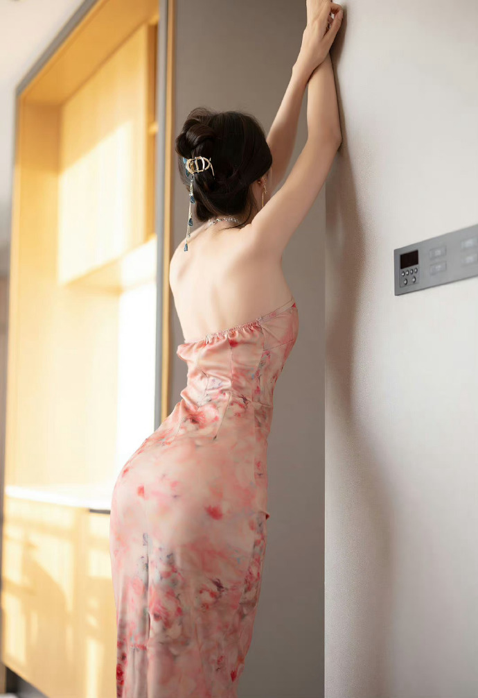 《茶花女》启示录：张玉莹的觉醒与行动